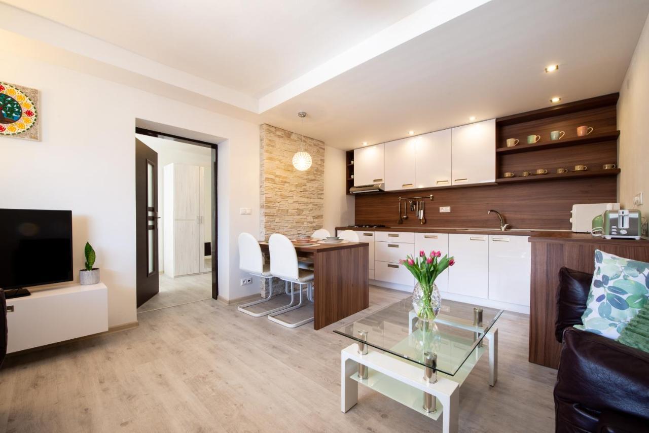 Apartman Mandala Banská Bystrica Esterno foto